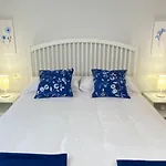 Apartamento Nuevo, Accesible Y Con Piscina !!!