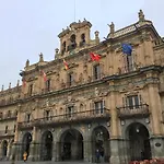 Apartamento Nuevo, Accesible Y Con Piscina !!!