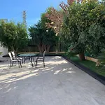 Casa de invitados con piscina privada y WIFI