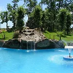 Cabanas-Bungalows-Camping \