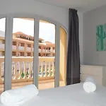 Coqueto Apartamento En Parque Carolina