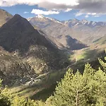 Apartaments Montaña
