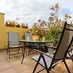 Apartamento ático enfrente del Museo Dalí