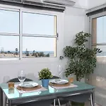 El Farito, relax y vistas al mar