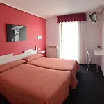 Hotelsanmartin