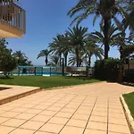 Apartamento Con Vistas Al Mar. Primera Linea De Playa.