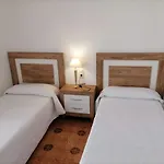 Urbanización Bahía Mar con piscina