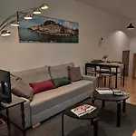 Apartamento detrás de María Pita- Ciudad Vieja