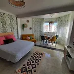 Flat Studio 150M From The Beach With Pool