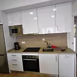 Apartamento Con Terraza Frente Al Mar