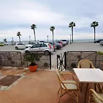Apartamento Con Terraza Frente Al Mar