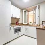 Apartamentos Mitjana