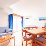 Appartamento Sa Varadero Su Tre Piani Con Cucina