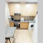 Piso céntrico con terraza.