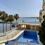 Perla Torremuelle Front Line Duplex