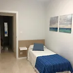 Bajo En Pueblo Marinero