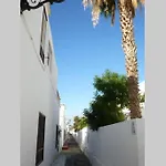 El Pasadizo - The secret passage-Puerto del Carmen