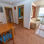 Homeholidaysrentals Carisa