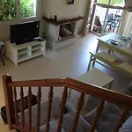 Chalet Peywand Con Piscina Comunitaria