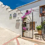Casa Mundo - 16Th Century Traditional White Village House With Pool