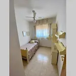 Excepcional apartamento Frontal, 1a línea de playa, MarinaDor
