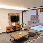 Agora Casa
