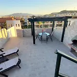 Ático dúplex precioso con piscina privada en Paraíso de Vera!