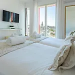 San Pablo Deluxe Suite By Valcambre