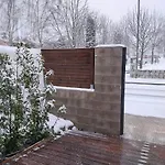 Acero Y Piedra Apartamentos Con Jardin Privado
