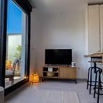 Cozy, Well Located And Balcony Sheltered From Wind