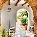 LA FUENTE SUITE A Casas Vejer Debra