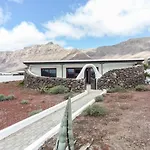 Temisa Famara Beach