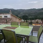 Casa Del Caballo - Housevanlive
