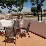 Exquisite 3 Bed Apartment With Private Jacuzzi