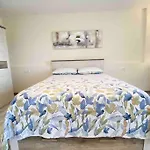 New Apartment Ocean View