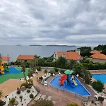 Apartamentos Coral Do Mar II