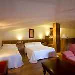 Hotel Boutique Reina Mora