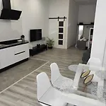 Apartamento Turistico Lyra Baena