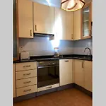 PISO ALGORTA+WIFI GRATIS+PARKING.Cerca de BILBAO.