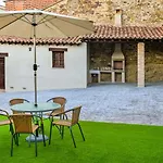 \'El Charcon\' Casa Con Piscina Compartida