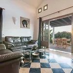 Villa Tania - Villa Independiente Con Piscina Privada