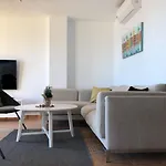AR27-5 Amplio ático en primera línea del casco antiguo