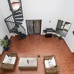 Villa Kira, Tindaya