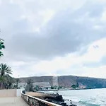 Theatre Box: Ocean Balcony & Stairs To The Sea