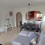2111-Beautiful Groundfloor With Garden Sea View