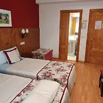 Hostal Escartin