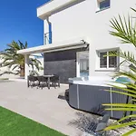 Casa Bos Dolpfin Wellness Luxury Entire Villa Pool & Jacuzzi Gran Alacant Near Beach