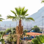 Tu Hogar En La Isla Accommodation With Pool!