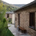 Casas De Outeiro