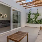 Agradable Casa Con Patio Interior.